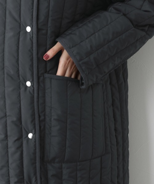 A part by（アパートバイ）の「Poキルティングノーカラーコート　917363（ダウンジャケット/コート・レディース・アイボリー/チャコールグレー/グリーン系その他4・FREE）」の6枚目の写真