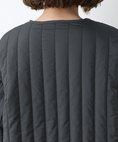 A part by（アパートバイ）の「Poキルティングノーカラーコート　917363（ダウンジャケット/コート・レディース・アイボリー/チャコールグレー/グリーン系その他4・FREE）」の13枚目の写真