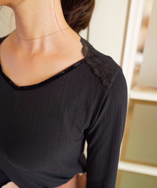 flowriri(フロウリリ)の「flowriri レースデザインカットソー(Tシャツ/カットソー・レディース・ホワイト/ブラック・FREE)」の4枚目の写真