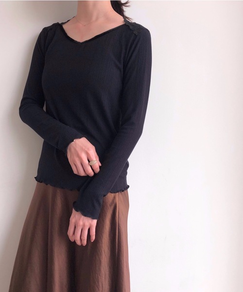 flowriri(フロウリリ)の「flowriri レースデザインカットソー(Tシャツ/カットソー・レディース・ホワイト/ブラック・FREE)」の12枚目の写真