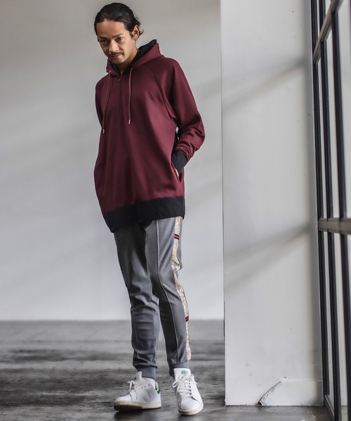 CAMBIO(カンビオ)の「mpa2427-Layered Design Parka パーカー(パーカー・メンズ・オリーブ/ワイン/ブラック/ミックスグレー・L/S/M)」の12枚目の写真