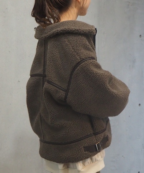 tiptop(ティップトップ)の「2020AW 配色パイピングボアブルゾン(ブルゾン・レディース・ベージュ/ブラウン/アイボリー/オフホワイト・FREE)」の4枚目の写真