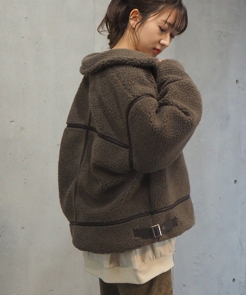tiptop(ティップトップ)の「2020AW 配色パイピングボアブルゾン(ブルゾン・レディース・ベージュ/ブラウン/アイボリー/オフホワイト・FREE)」の12枚目の写真