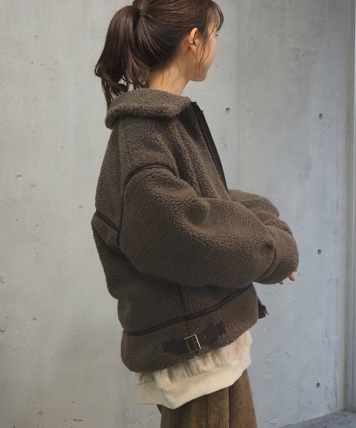 tiptop(ティップトップ)の「2020AW 配色パイピングボアブルゾン(ブルゾン・レディース・ベージュ/ブラウン/アイボリー/オフホワイト・FREE)」の13枚目の写真