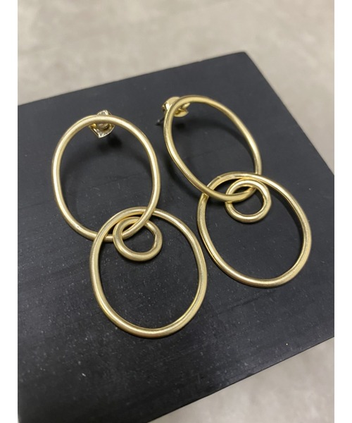 EGOIST（エゴイスト）の「3RINGピアス（ピアス（両耳用）・レディース・シルバー/ゴールド・FREE）」の2枚目の写真