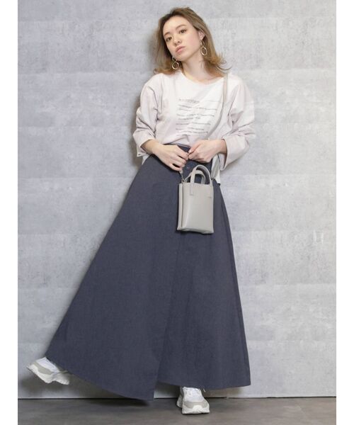 dazzlin（ダズリン）の「メッセージロンT（Tシャツ/カットソー・レディース・オフホワイト/ブラック/グレー・FREE）」の6枚目の写真