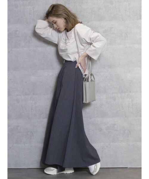 dazzlin（ダズリン）の「メッセージロンT（Tシャツ/カットソー・レディース・オフホワイト/ブラック/グレー・FREE）」の7枚目の写真