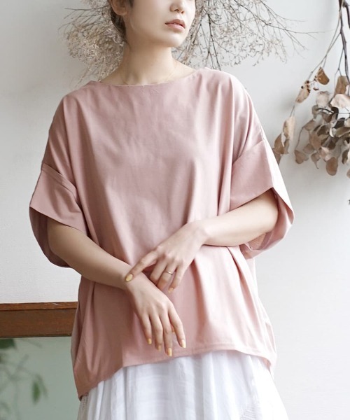 zootie(ズーティー)の「デザインPlus サイドタック ドルマンプルオーバー(Tシャツ/カットソー・レディース・ブルー系その他/ライトブルー/チャコール/カーキ/オフホワイト/ブラック/マスタード/グレイッシュベージュ/ネイビー/パープル/キャメル/ライトカーキ/ライトピンク/イエロー系その他/ラベンダー/アイボリー・フリー)」の16枚目の写真