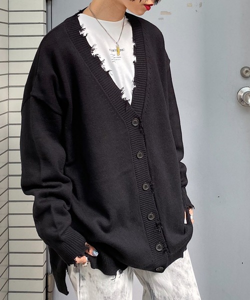 PAGEBOY（ページボーイ）の「ダメージVネックBIGカーディガン（カーディガン/ボレロ・レディース・オフホワイト/ブラック/グレイッシュベージュ/ターコイズブルー/ブルー系その他・FREE）」の2枚目の写真