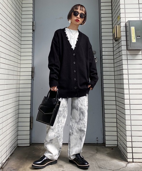 PAGEBOY（ページボーイ）の「ダメージVネックBIGカーディガン（カーディガン/ボレロ・レディース・オフホワイト/ブラック/グレイッシュベージュ/ターコイズブルー/ブルー系その他・FREE）」の21枚目の写真