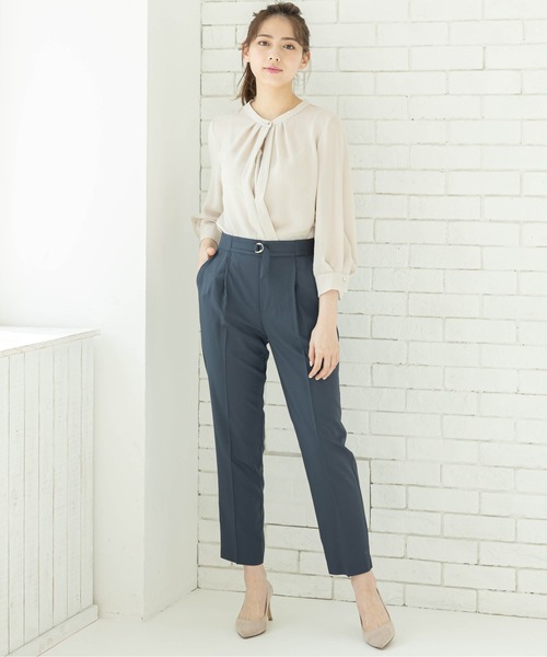 12Twelve Agenda(トゥエルブ アジェンダ)の「プロテクールテーパードパンツ(その他パンツ・レディース・ベージュ/ネイビー・M/S)」の3枚目の写真