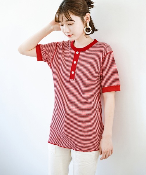 Healthknit(ヘルスニット)の「軽くて楽な着心地のベーシックワッフルヘンリーネックTシャツ by Healthknit(Tシャツ/カットソー・レディース・ブラック系その他/レッド系その他・MEDIUM)」の18枚目の写真