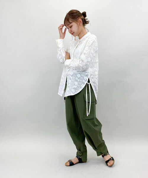 fredy repit（フレディレピ）の「レースバンドカラーシャツ（シャツ/ブラウス・レディース・オフホワイト/ブラック・38）」の13枚目の写真