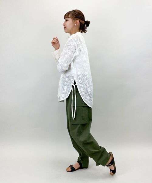 fredy repit（フレディレピ）の「レースバンドカラーシャツ（シャツ/ブラウス・レディース・オフホワイト/ブラック・38）」の16枚目の写真