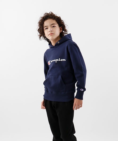 Champion(チャンピオン)の「【Champion/チャンピオン】キッズ ベーシック フーデッドスウェットシャツ(パーカー・キッズ・ネイビー/ブルー/ベージュ/ブラック/グレー/オフホワイト/チャコール/ブラウン/ベージュ系その他3・110/160/140/150/120/130/100)」の8枚目の写真