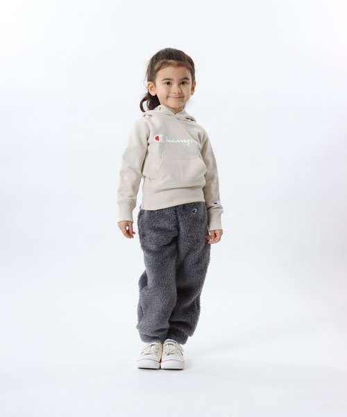 Champion(チャンピオン)の「【Champion/チャンピオン】キッズ ベーシック フーデッドスウェットシャツ(パーカー・キッズ・ネイビー/ブルー/ベージュ/ブラック/グレー/オフホワイト/チャコール/ブラウン/ベージュ系その他3・110/160/140/150/120/130/100)」の7枚目の写真