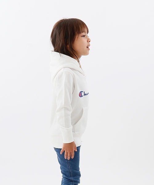 Champion(チャンピオン)の「【Champion/チャンピオン】キッズ ベーシック フーデッドスウェットシャツ(パーカー・キッズ・ネイビー/ブルー/ベージュ/ブラック/グレー/オフホワイト/チャコール/ブラウン/ベージュ系その他3・110/160/140/150/120/130/100)」の11枚目の写真