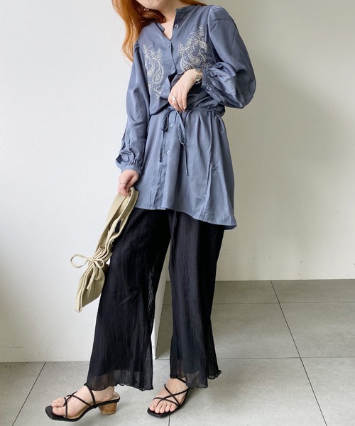 UNRELISH（アンレリッシュ）の「刺繍入りバンドカラーチュニックシャツ（シャツ/ブラウス・レディース・ライトブルー/アイボリー/グリーン系その他・MEDIUM）」の15枚目の写真