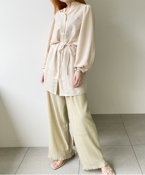 UNRELISH（アンレリッシュ）の「刺繍入りバンドカラーチュニックシャツ（シャツ/ブラウス・レディース・ライトブルー/アイボリー/グリーン系その他・MEDIUM）」の13枚目の写真