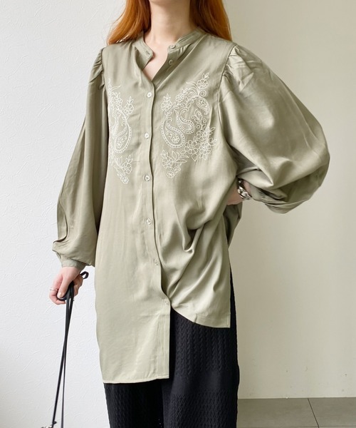 UNRELISH（アンレリッシュ）の「刺繍入りバンドカラーチュニックシャツ（シャツ/ブラウス・レディース・ライトブルー/アイボリー/グリーン系その他・MEDIUM）」の16枚目の写真