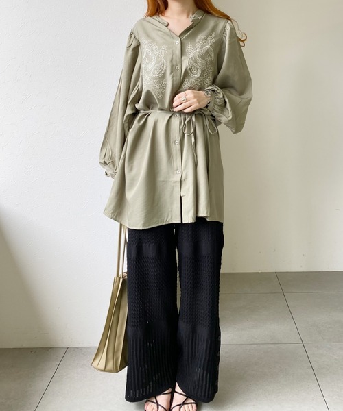 UNRELISH（アンレリッシュ）の「刺繍入りバンドカラーチュニックシャツ（シャツ/ブラウス・レディース・ライトブルー/アイボリー/グリーン系その他・MEDIUM）」の18枚目の写真