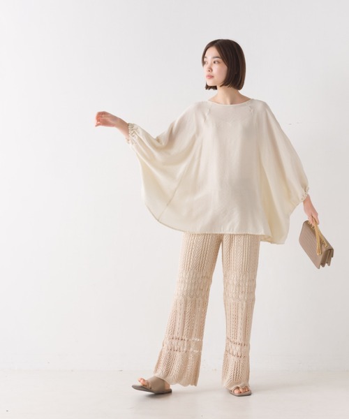 OMNES Another Edition（オムネス アナザーエディション）の「気流染めシルクタッチ 袖ギャザー七分袖ポンチョブラウス（シャツ/ブラウス・レディース・ブラック/イエロー/アイボリー・FREE）」の10枚目の写真