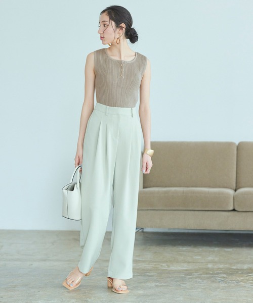 titivate（ティティベイト）の「ｺﾞｰﾙﾄﾞﾎﾞﾀﾝﾍﾝﾘｰﾈｯｸﾀﾝｸﾄｯﾌﾟ（タンクトップ・レディース・ブラック/ピンク/モカ/グレイッシュベージュ・S/M）」の15枚目の写真