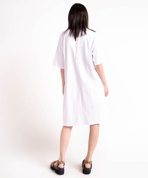 RNA（アールエヌエー）の「E4786 ＢＩＧリングレザーサンダル（サンダル・レディース・ホワイト/ブラック/レオパード・SMALL/MEDIUM）」の22枚目の写真