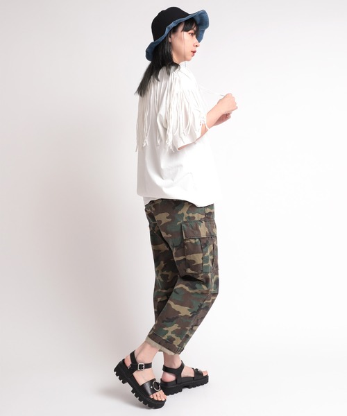 RNA（アールエヌエー）の「E4786 ＢＩＧリングレザーサンダル（サンダル・レディース・ホワイト/ブラック/レオパード・SMALL/MEDIUM）」の16枚目の写真