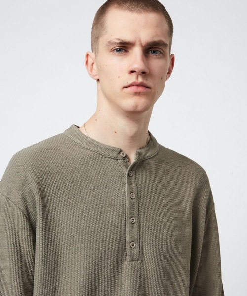 ALLSAINTS（オールセインツ）の「WRENLEY ORGANIC COTTON HENLEY | WRENLEY オーガニック コットン ヘンリー（Tシャツ/カットソー・メンズ・グリーン系・M/S/L/XS）」の4枚目の写真