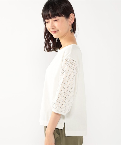 Petit Honfleur(プチオンフルール)の「レース袖ゆるプルオーバー(Tシャツ/カットソー・レディース・ホワイト/ネイビー/モカ・M/L)」の6枚目の写真