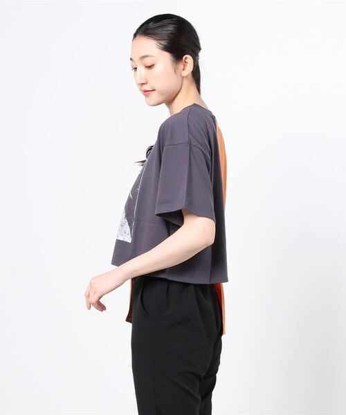 WEGO（ウィゴー）の「WEGO/アシメカッティングTシャツ（Tシャツ/カットソー・レディース・ホワイト/オレンジ・FREE）」の4枚目の写真