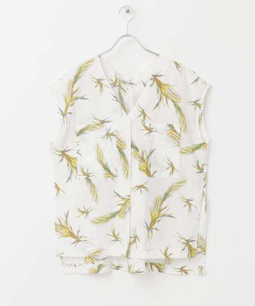 KBF+（ケービーエフプラス）の「KBF+　トロピカルプリントノースリBIGシャツ（シャツ/ブラウス・レディース・ブラック/オフホワイト・ONE）」の8枚目の写真