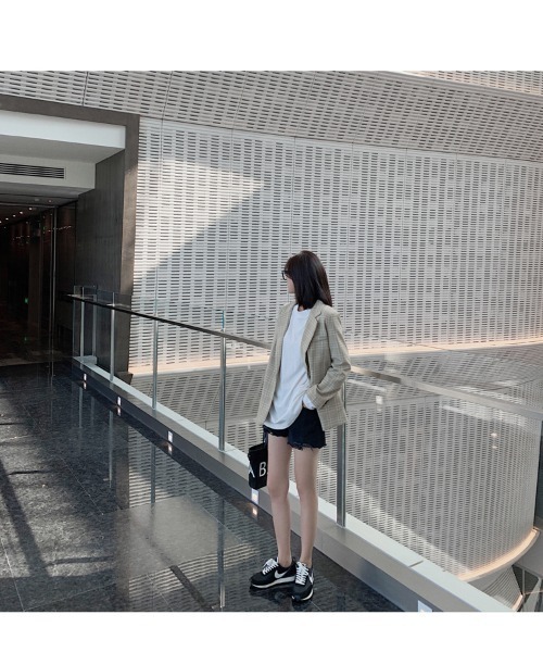 MAISON BREEZE(メゾンブリーズ)の「【MAISON BREEZE】オーバーサイズラグランロングTシャツ(Tシャツ/カットソー・レディース・ブラック/ホワイト・LARGE/MEDIUM)」の7枚目の写真