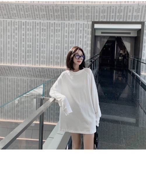 MAISON BREEZE(メゾンブリーズ)の「【MAISON BREEZE】オーバーサイズラグランロングTシャツ(Tシャツ/カットソー・レディース・ブラック/ホワイト・LARGE/MEDIUM)」の10枚目の写真