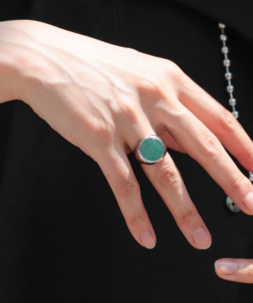 HARE(ハレ)の「Natural stoneリング(HARE)(リング・レディース・ブラック/グリーン/ゴールド/ゴールド系その他・FREE)」の1枚目の写真