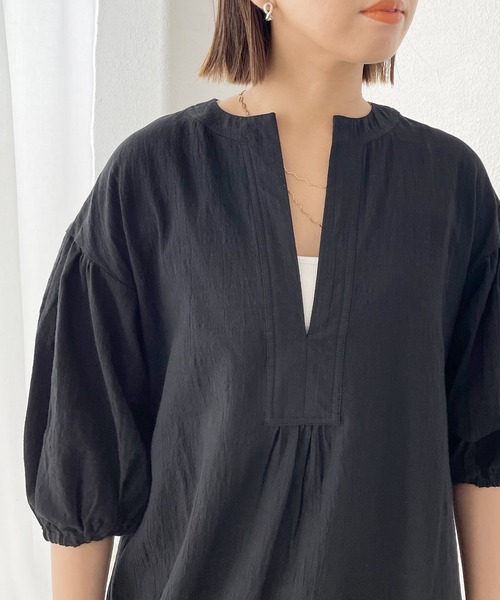 Shelly island(シェリーアイランド)の「深Vネックボリュームワンピース(ワンピース・レディース・ブラック/ベージュ・M)」の8枚目の写真