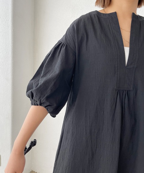 Shelly island(シェリーアイランド)の「深Vネックボリュームワンピース(ワンピース・レディース・ブラック/ベージュ・M)」の9枚目の写真