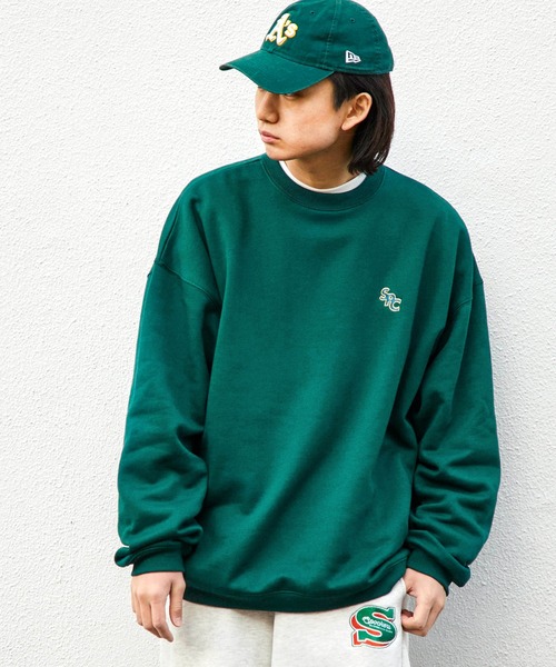 SPOC STORE（スポックストア）の「【SPOC STORE】裏起毛 ワンポイント刺繍/カレッジロゴ オーバーサイズスウェット（スウェット・メンズ・ネイビー/グレー/オレンジ/グリーン/グレー系その他/ブルー系その他/チャコール/パープル/マスタード/モスグリーン/グレー系その他2/グレー系その他3/ブラック/ピンク/ブルー/グレー系その他4・M/L/XL）」の9枚目の写真