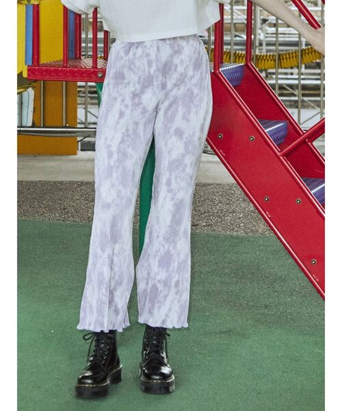 jouetie（ジュエティ）の「プリーツサテンイージパンツ（その他パンツ・レディース・ブラック/ブルー/パープル/ブラウン/その他1・MEDIUM）」の4枚目の写真