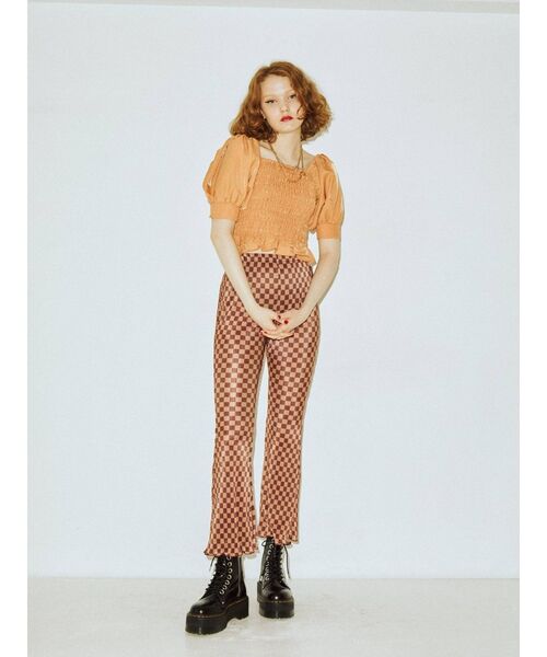 jouetie（ジュエティ）の「プリーツサテンイージパンツ（その他パンツ・レディース・ブラック/ブルー/パープル/ブラウン/その他1・MEDIUM）」の16枚目の写真