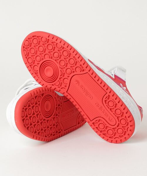 adidas(アディダス)の「adidas アディダス FORUM LOW W フォーラム ロー W(マリメッコ) H00645 TERE/VRED/FWHT(スニーカー・レディース・ホワイト系その他・23.0cm/25.5cm/22.5cm/24.0cm/25.0cm/26.0cm/23.5cm/22.0cm/26.5cm/24.5cm)」の2枚目の写真