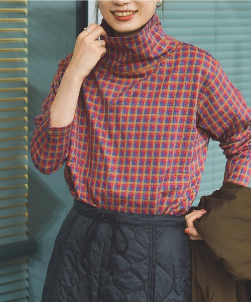 BEAMS BOY（ビームスボーイ）の「BEAMS BOY / ボーイ ジャカード チェック タートルネック カットソー（Tシャツ/カットソー・レディース・オレンジ/グリーン/レッド系その他3・ONE SIZE）」の2枚目の写真