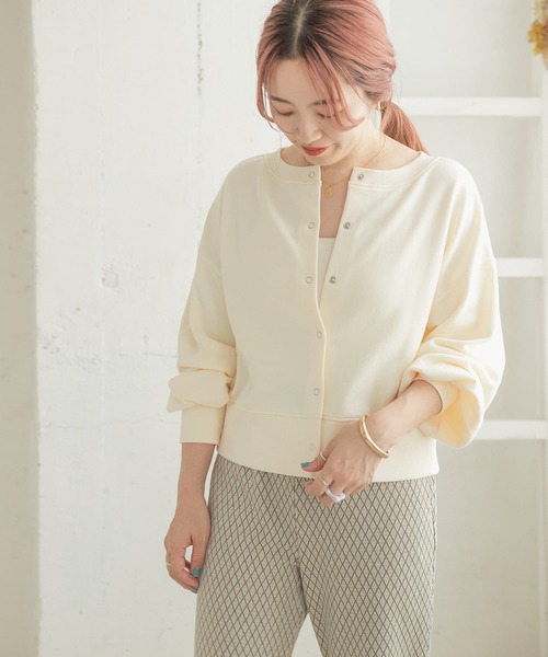 ITEMS URBANRESEARCH（アイテムズ アーバンリサーチ）の「2WAYスウェット（スウェット・レディース・ブラック/グレー/オフホワイト/レッド系その他・FREE）」の20枚目の写真