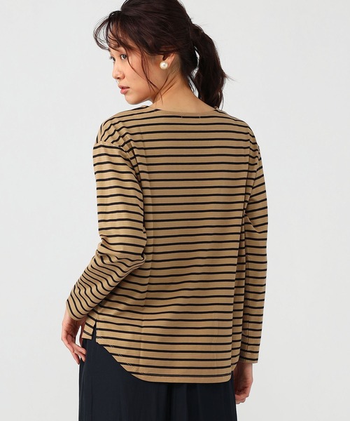 Petit Honfleur(プチオンフルール)の「ボーダーロングTシャツ(Tシャツ/カットソー・レディース・ネイビー/モカ・M/L)」の8枚目の写真