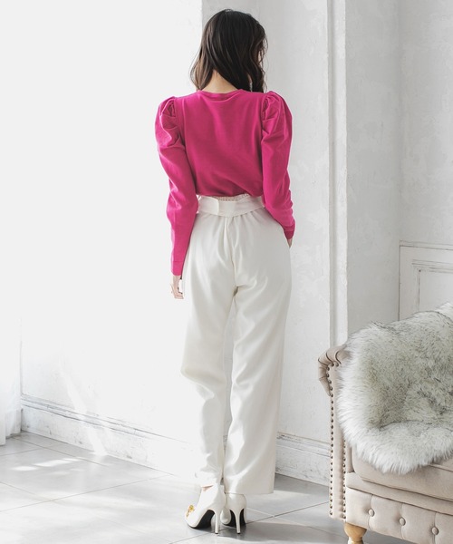 Julia Boutique(ジュリアブティック)の「ゴールドボタンパワショルニットカーディガン/21523(カーディガン/ボレロ・レディース・ホワイト/ブラック/ピンク・ONE)」の6枚目の写真