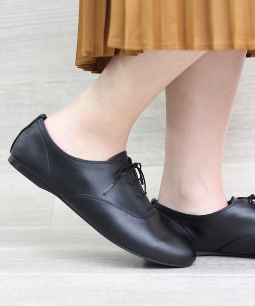 LUGG NAGG（ラグナグ）の「ソフトレースアップシューズ（バレエシューズ・レディース・レオパード/ブラック/ホワイト/ブラウン・23.0cm/24.0cm/28.0cm/26.0cm/27.0cm/25.0cm）」の8枚目の写真