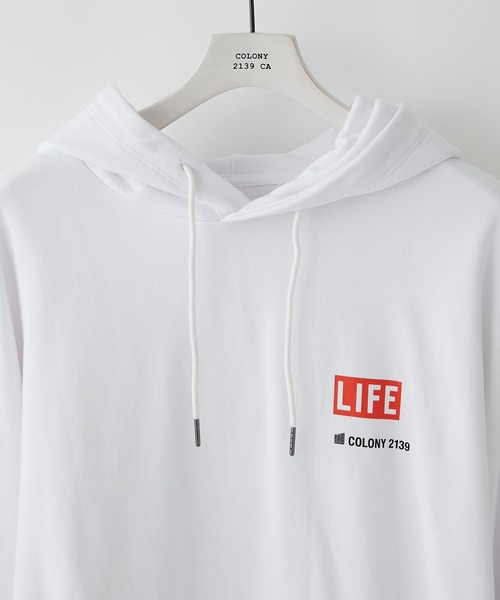COLONY 2139(コロニートゥーワンスリーナイン)の「LIFEコラボ裏毛パーカー※ユニセックス対応(パーカー・メンズ・ホワイト/ブラック・MEDIUM/LARGE)」の22枚目の写真