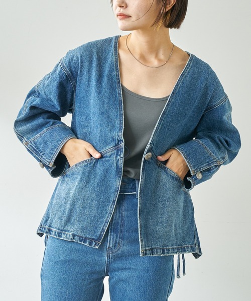 Moname(モナーム)の「【MONAME/モナーム】デニムノーカラージャケット(ノーカラージャケット・レディース・インディゴブルー・FREE)」の10枚目の写真