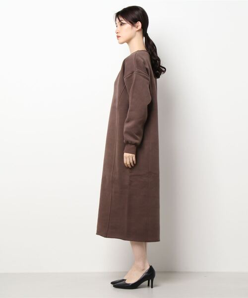 LOWRYS FARM（ローリーズファーム）の「ウラケＶアキワンピース　239232（ワンピース・レディース・ブラック/ブラウン/アイボリー・FREE）」の4枚目の写真